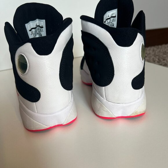 Nike Air Jordan 13 Retro Black/Hyper Pink - White Woman's size 8 - Picture 3 of 15